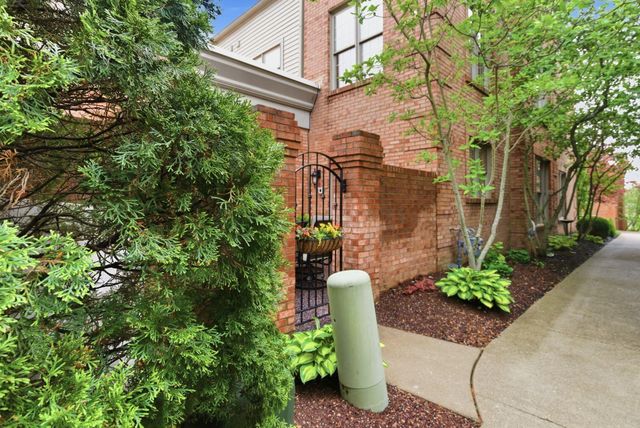 933 Star Shoot Parkway, Lexington, KY 40509
