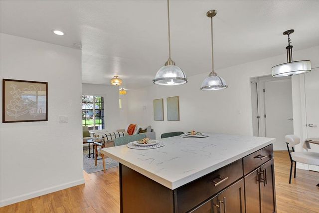 2717 Ribier Way, Rancho Cordova, CA 95670