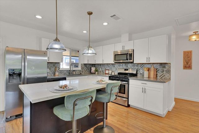 2717 Ribier Way, Rancho Cordova, CA 95670