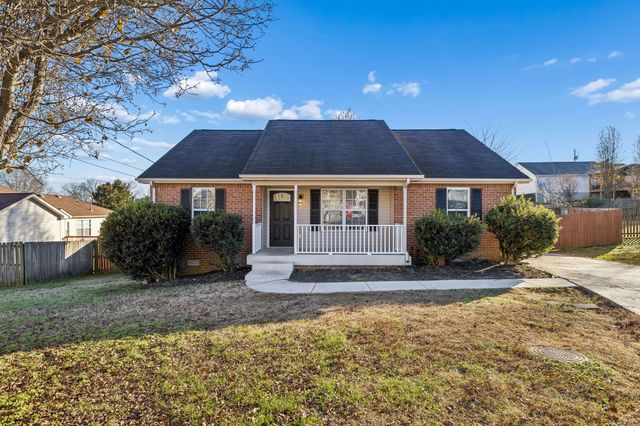 803 Pebble Pt, Mount Juliet, TN 37122