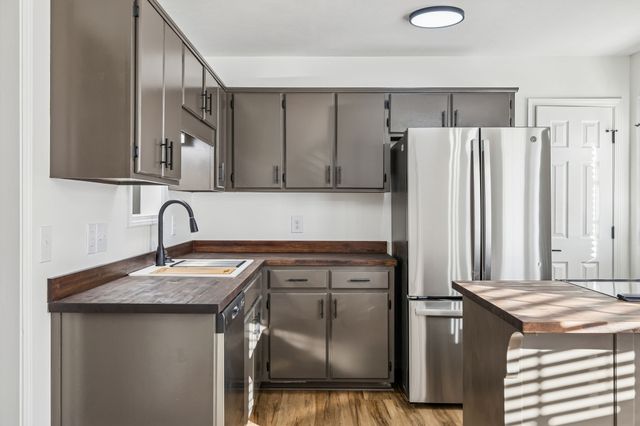 803 Pebble Pt, Mount Juliet, TN 37122