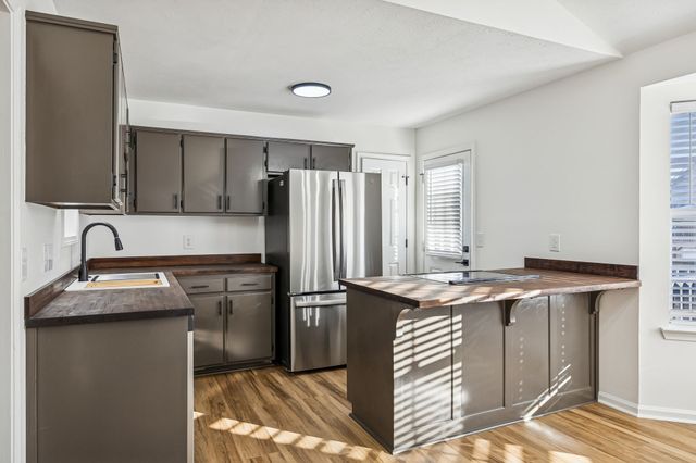 803 Pebble Pt, Mount Juliet, TN 37122