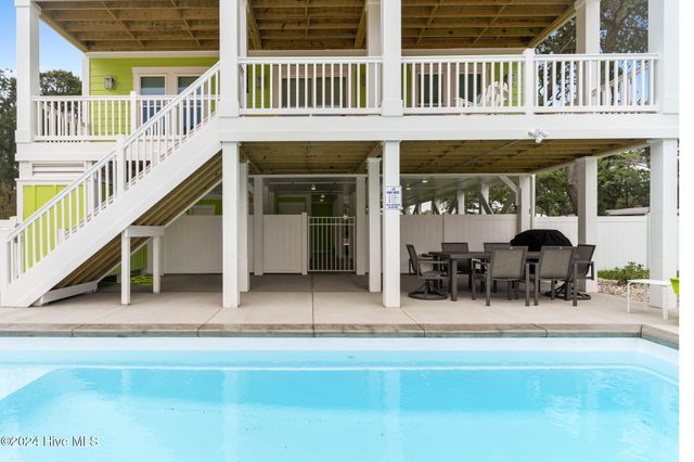 96 SE 66th Street, Oak Island, NC 28465