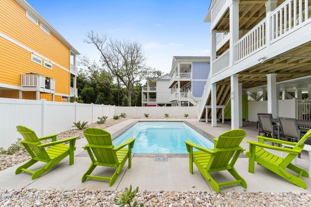 96 SE 66th Street, Oak Island, NC 28465