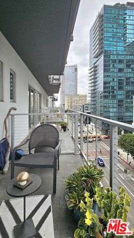 645 W 9th Street 609, Los Angeles, CA 90015