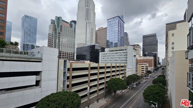645 W 9th Street 609, Los Angeles, CA 90015
