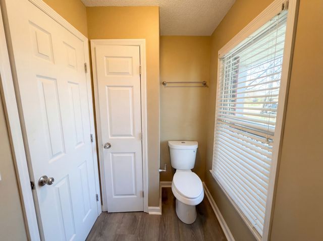 1157 Woodbridge Dr, Clarksville, TN 37042