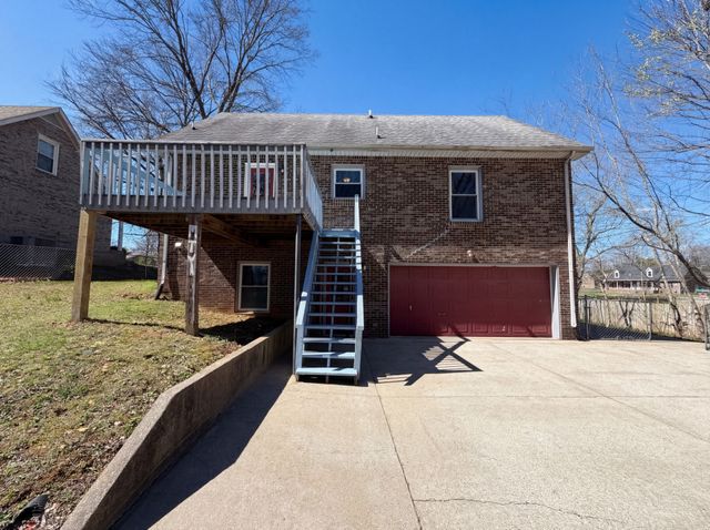 1157 Woodbridge Dr, Clarksville, TN 37042