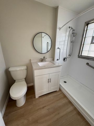 1616 Glenwood Avenue, Joliet, IL 60435