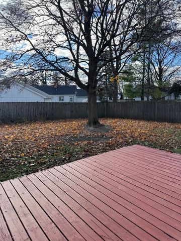 1616 Glenwood Avenue, Joliet, IL 60435