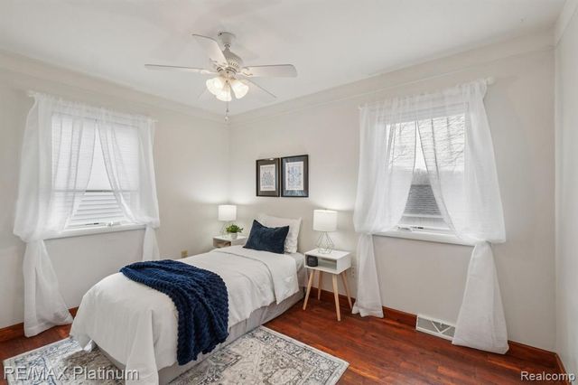 3822 Langley Drive, Pinckney, MI 48169