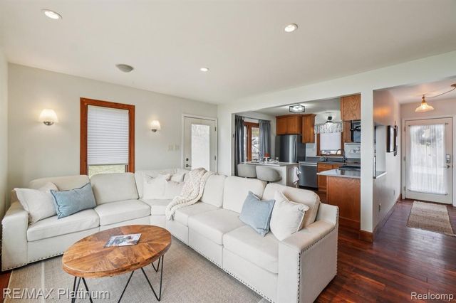 3822 Langley Drive, Pinckney, MI 48169