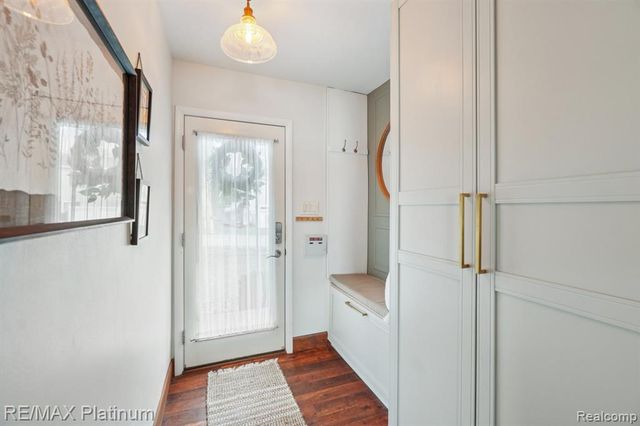 3822 Langley Drive, Pinckney, MI 48169