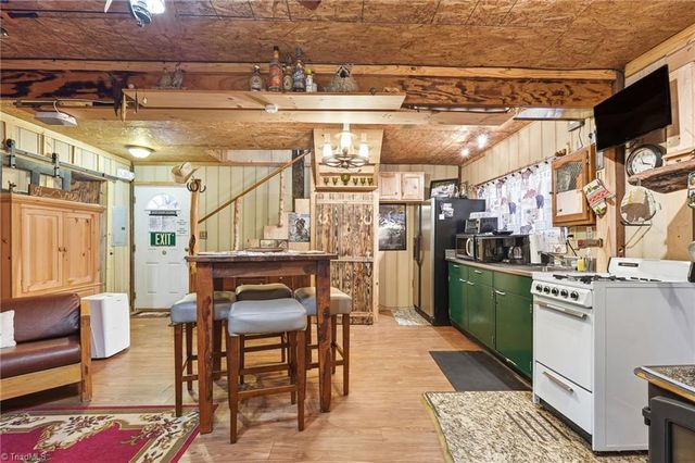 960 Riverview Road, Spencer, VA 24165