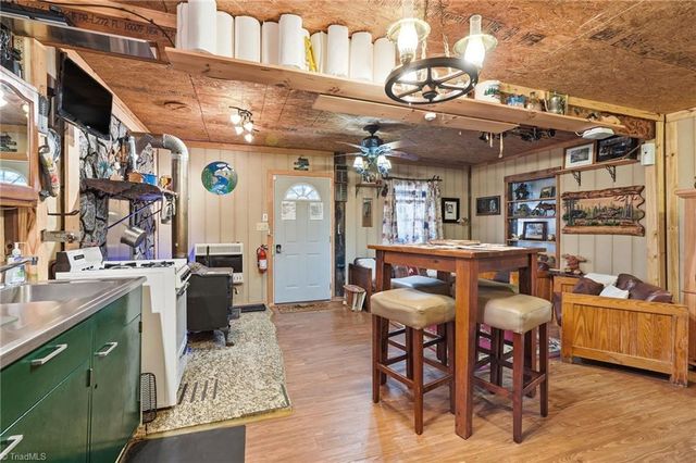 960 Riverview Road, Spencer, VA 24165