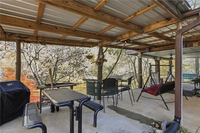 960 Riverview Road, Spencer, VA 24165