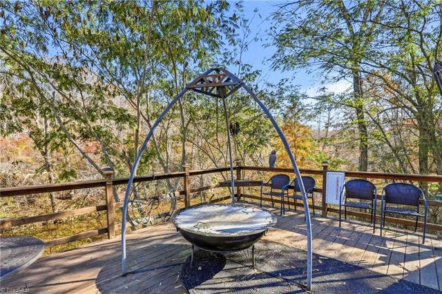 960 Riverview Road, Spencer, VA 24165