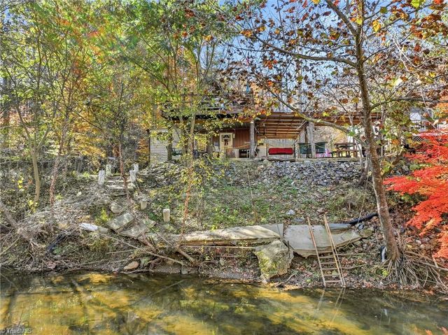 960 Riverview Road, Spencer, VA 24165