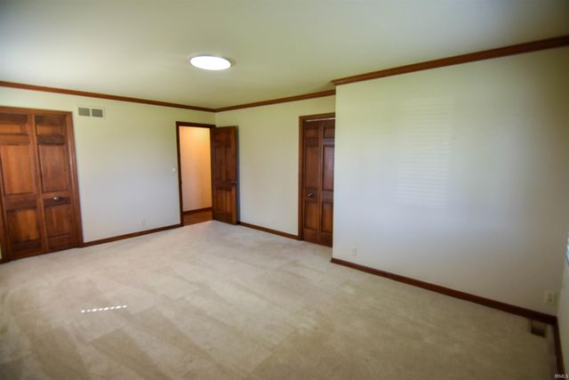 2000 W Boonville New Harmony Road, Evansville, IN 47725