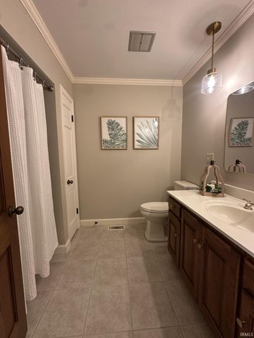 2000 W Boonville New Harmony Road, Evansville, IN 47725
