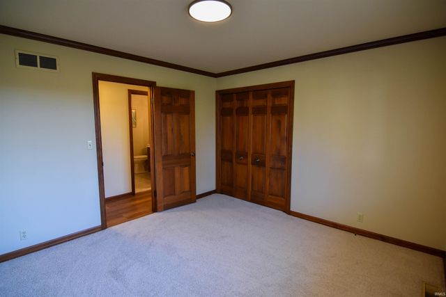 2000 W Boonville New Harmony Road, Evansville, IN 47725