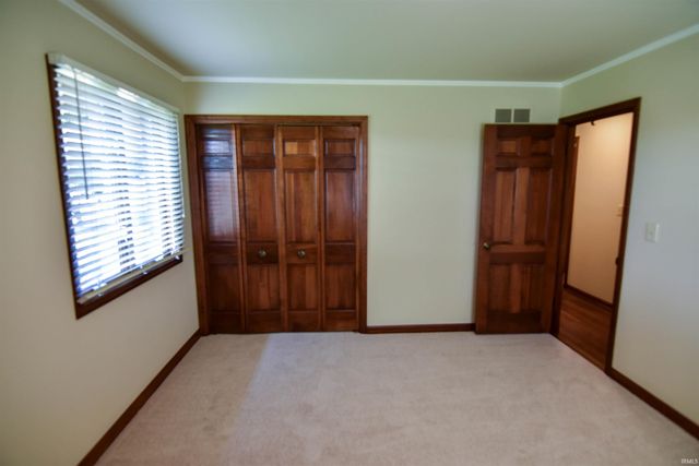 2000 W Boonville New Harmony Road, Evansville, IN 47725