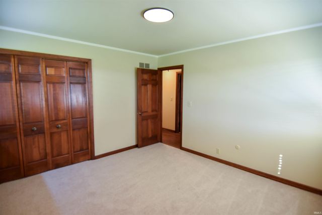 2000 W Boonville New Harmony Road, Evansville, IN 47725