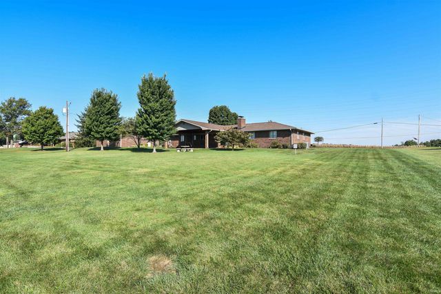 2000 W Boonville New Harmony Road, Evansville, IN 47725