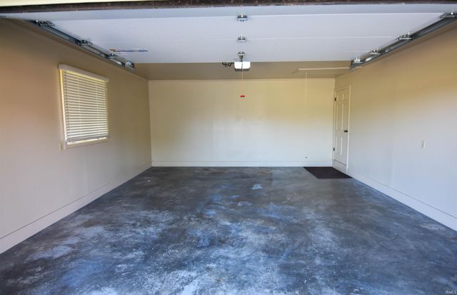 2000 W Boonville New Harmony Road, Evansville, IN 47725