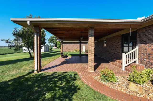 2000 W Boonville New Harmony Road, Evansville, IN 47725