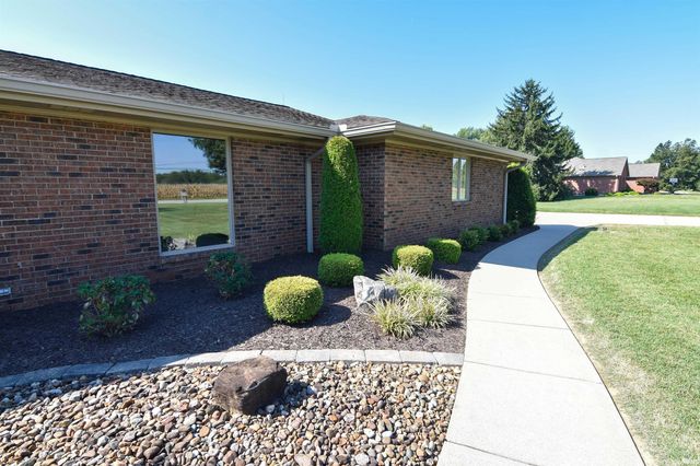 2000 W Boonville New Harmony Road, Evansville, IN 47725