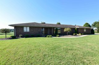 2000 W Boonville New Harmony Road, Evansville, IN 47725