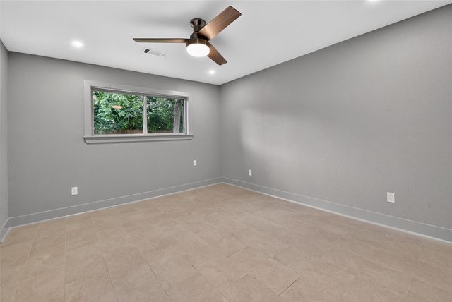 4131 Knotty Oaks Trail, Houston, TX 77045