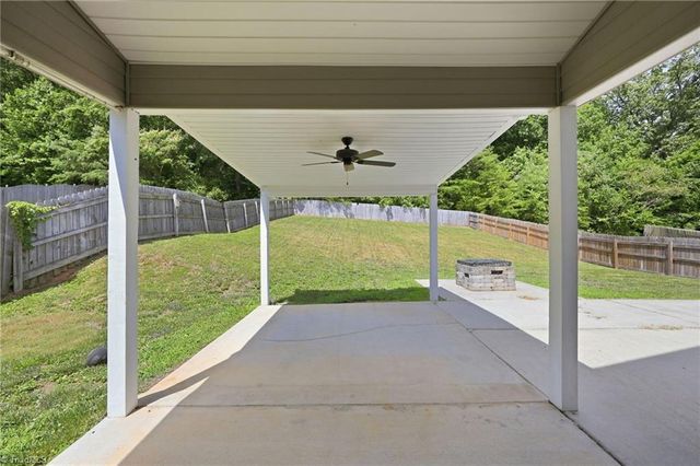 4365 Glenmore Creek Drive, Winston-salem, NC 27107