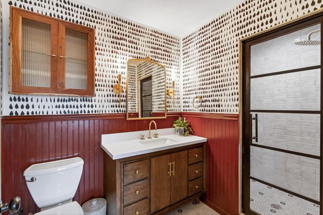 2672 Parkview Boulevard, Robbinsdale, MN 55422