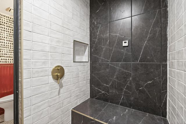 2672 Parkview Boulevard, Robbinsdale, MN 55422