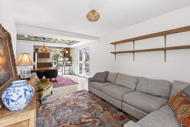 2672 Parkview Boulevard, Robbinsdale, MN 55422