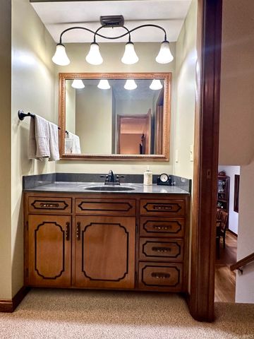 3031 S US Highway 231, Huntingburg, IN 47542