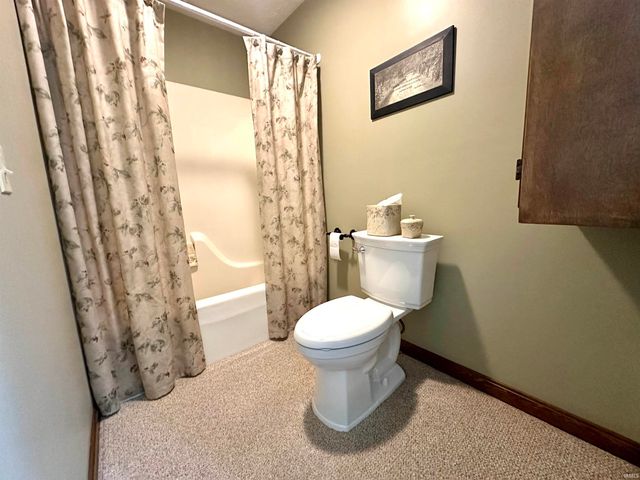 3031 S US Highway 231, Huntingburg, IN 47542