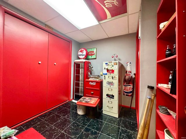 3031 S US Highway 231, Huntingburg, IN 47542