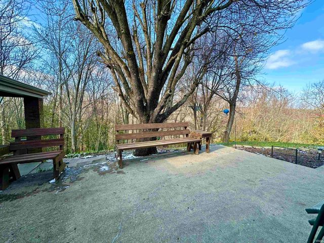 3031 S US Highway 231, Huntingburg, IN 47542