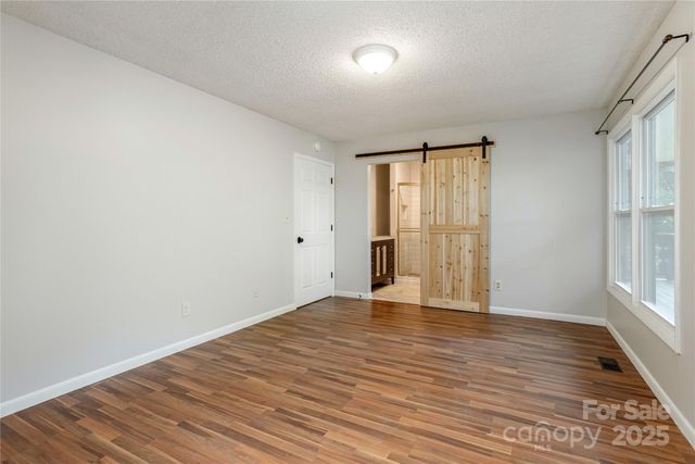 232 Stone Brook Drive, Hendersonville, NC 28791