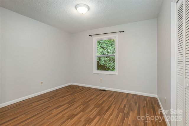 232 Stone Brook Drive, Hendersonville, NC 28791