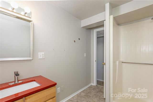 232 Stone Brook Drive, Hendersonville, NC 28791