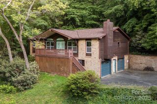 232 Stone Brook Drive, Hendersonville, NC 28791