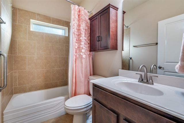 2400 Sabine Circle, Royse City, TX 75189