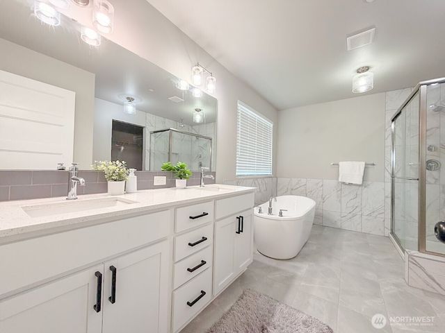 6843 46th Street NE, Marysville, WA 98270