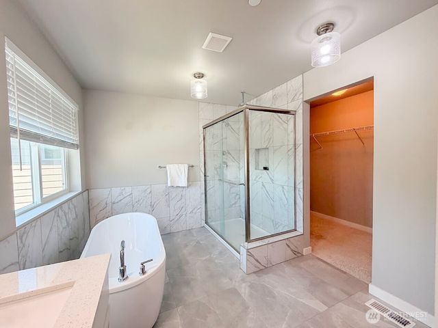 6843 46th Street NE, Marysville, WA 98270