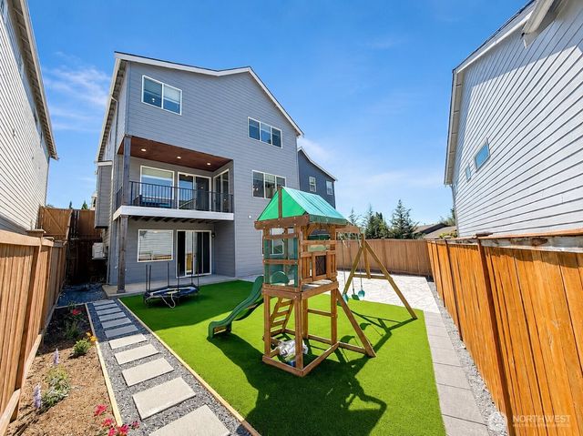 6843 46th Street NE, Marysville, WA 98270