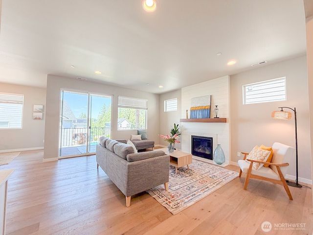 6843 46th Street NE, Marysville, WA 98270